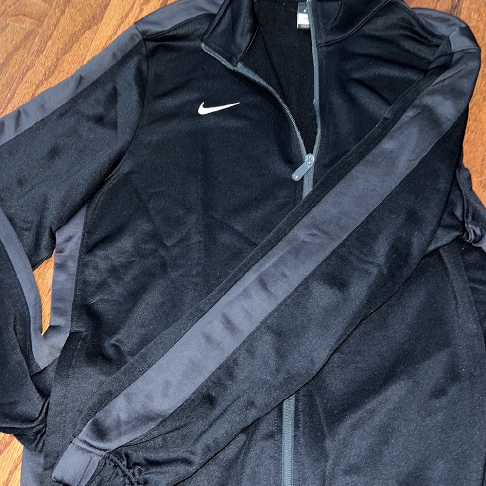 Nike Jacket - image 5
